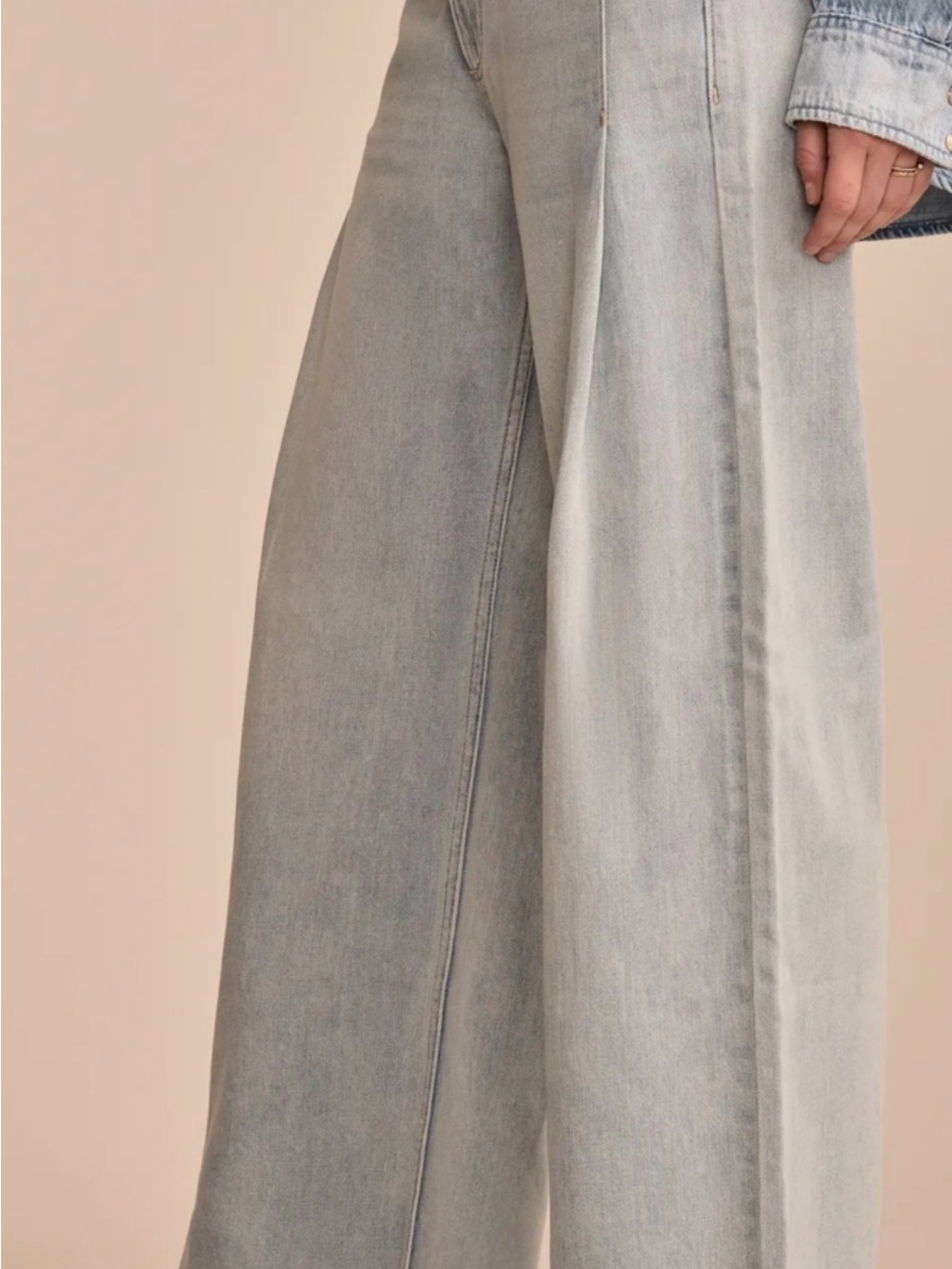 Lucky Brand Light Wash Wide Leg Palazzo Women’s Jeans -26 - Picture 3 of 15